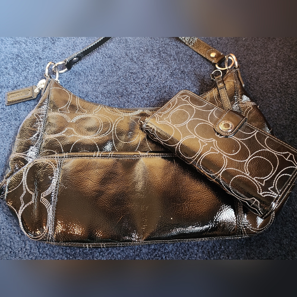 Coach purse and wallet - Picture 3 of 3